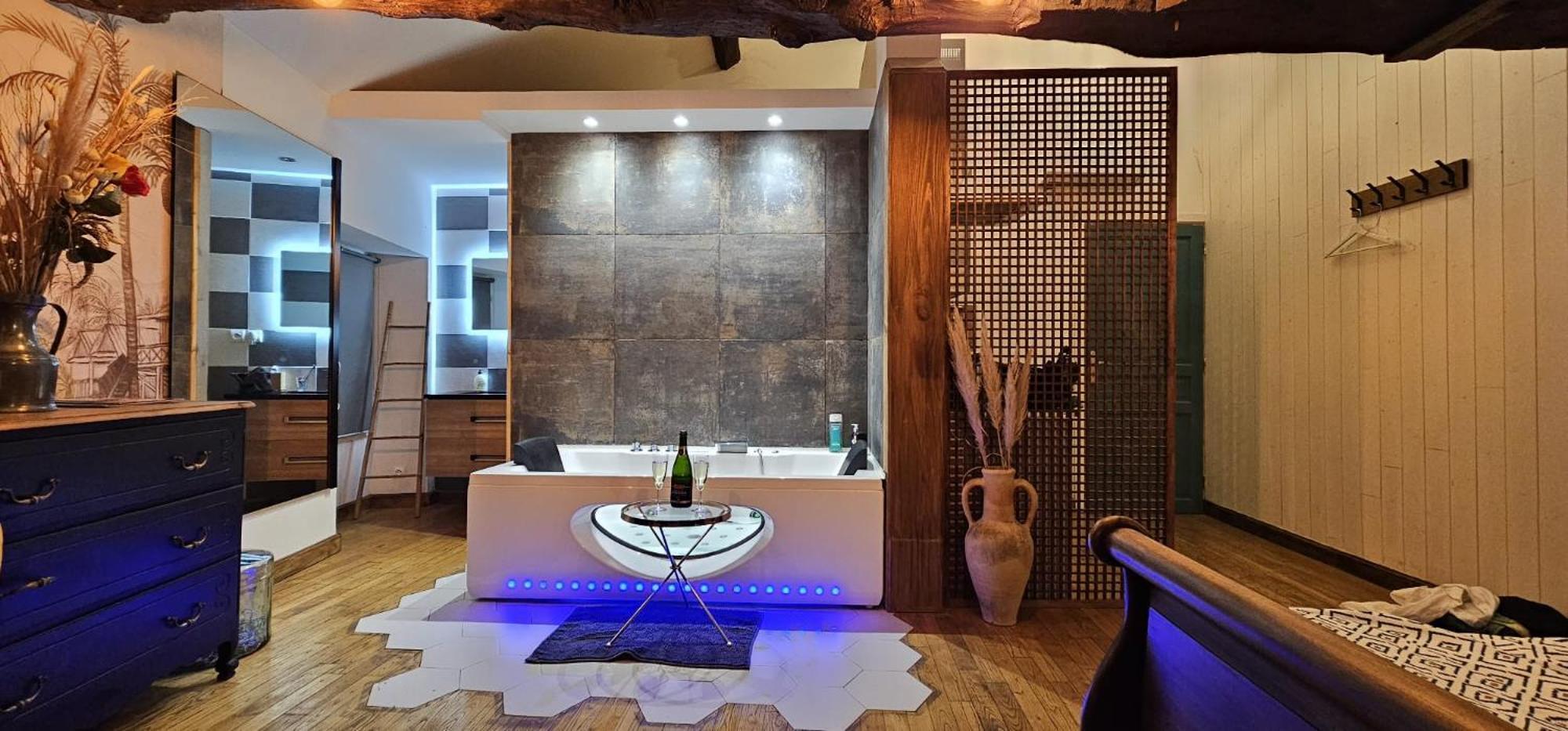 Penthouse Romantique, Confolens, Charente Apartment Confolens